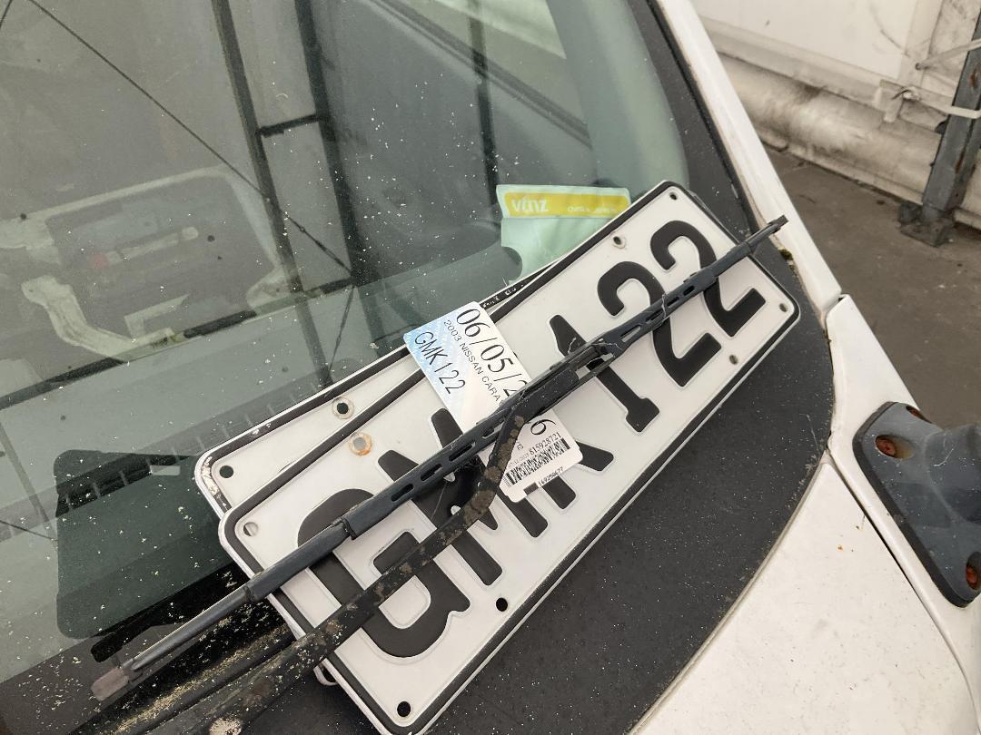 Photo '26' of Nissan Caravan Photo '26' of Nissan Caravan