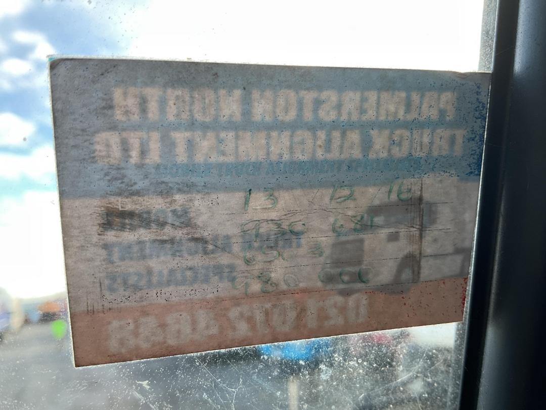 Photo '32' of Nissan Diesel CG400 Curtainsider