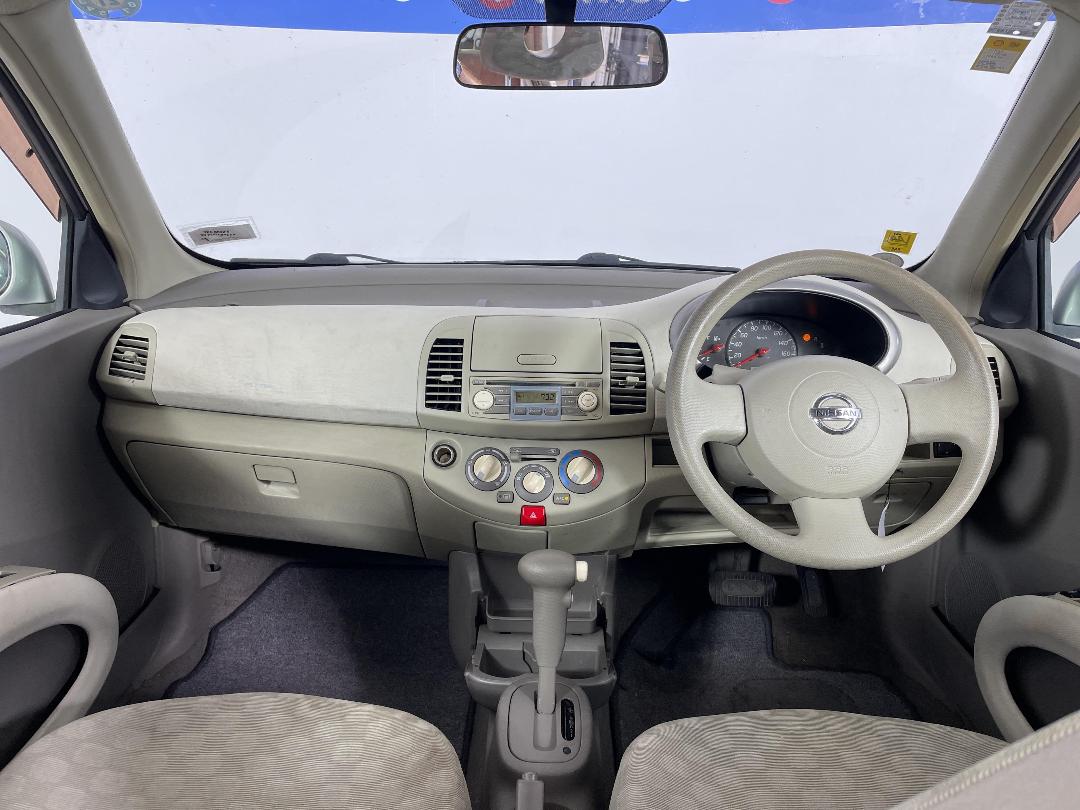 Photo '17' of Nissan March