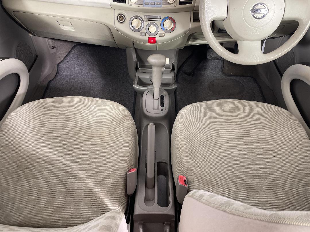 Photo '18' of Nissan March