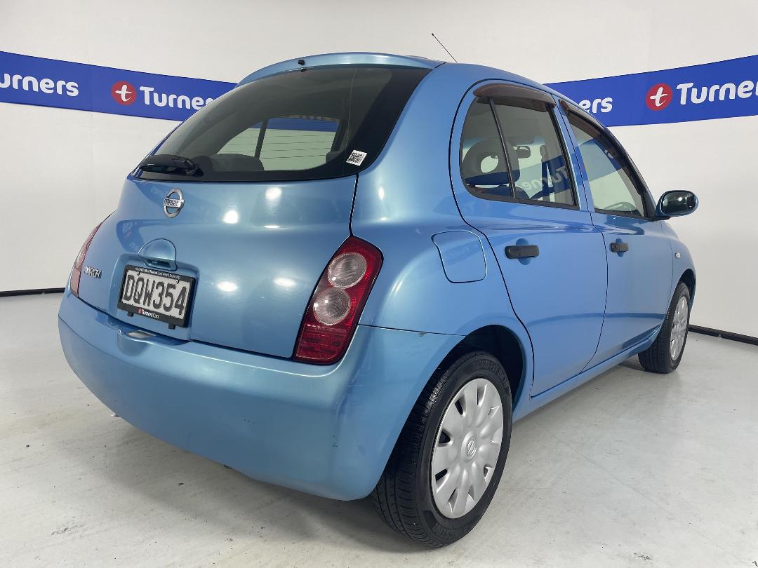 Photo '7' of Nissan March