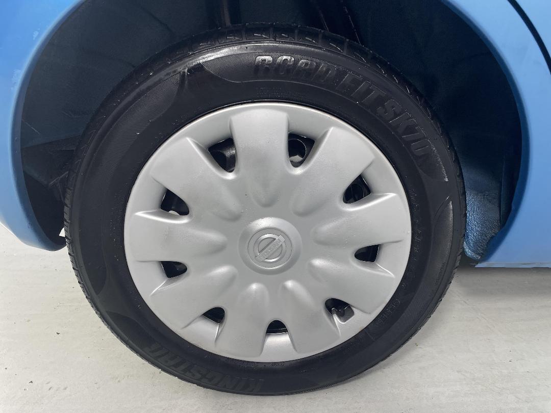 Photo '12' of Nissan March