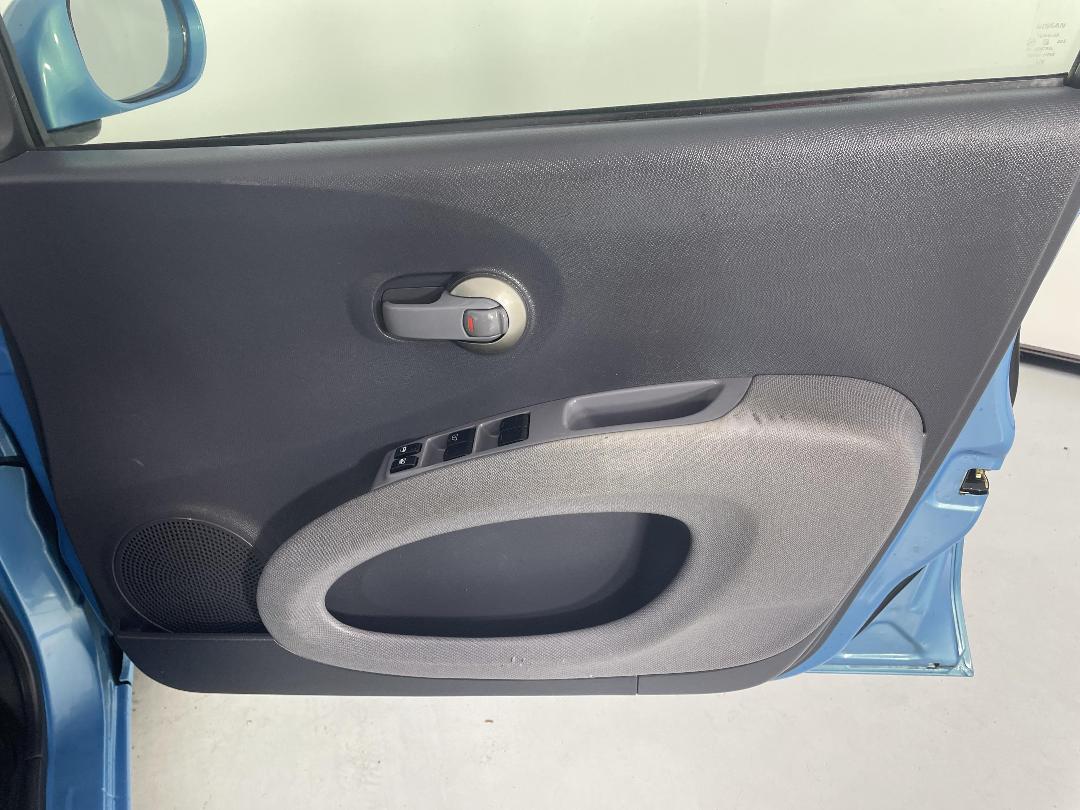 Photo '15' of Nissan March