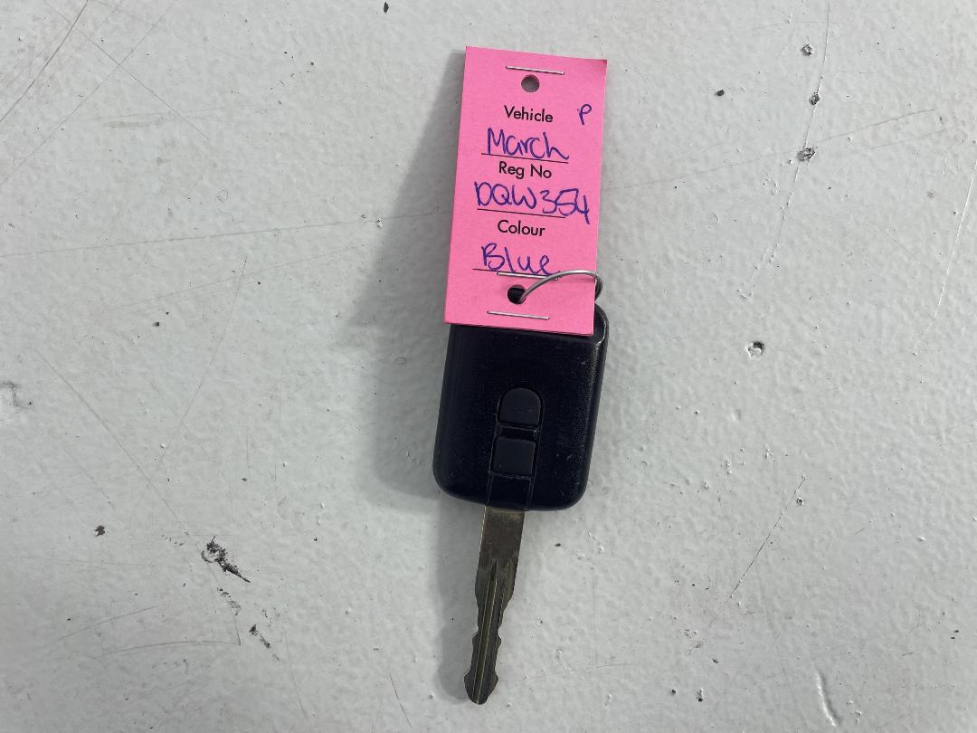 Photo '22' of Nissan March