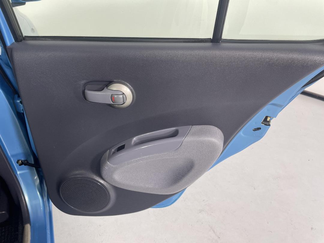 Photo '19' of Nissan March