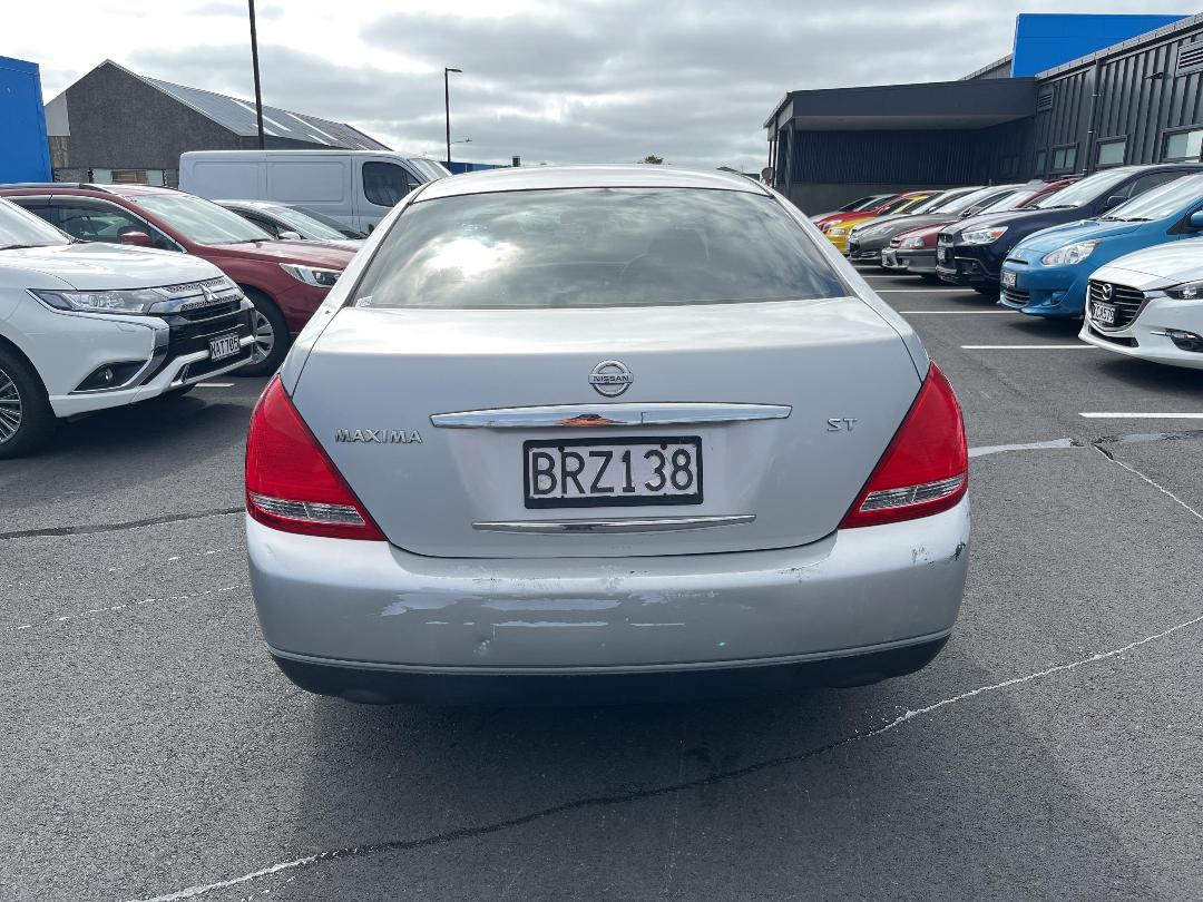 Photo '5' of Nissan Maxima ST