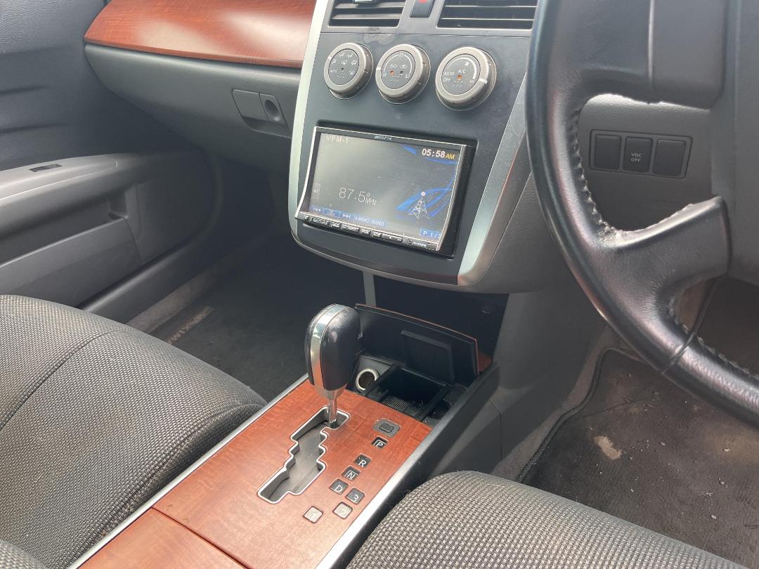 Photo '14' of Nissan Maxima ST