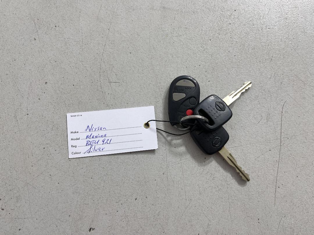 Photo '19' of Nissan Maxima SI