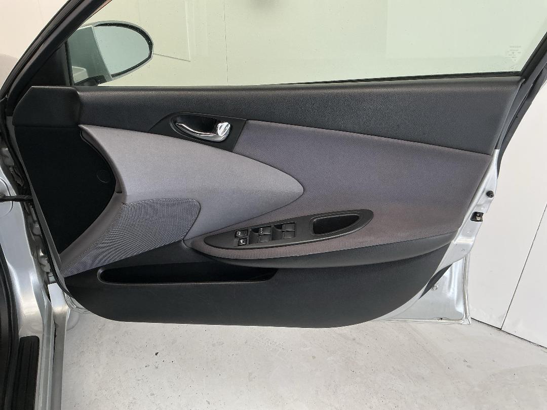 Photo '15' of Nissan Primera Photo '15' of Nissan Primera