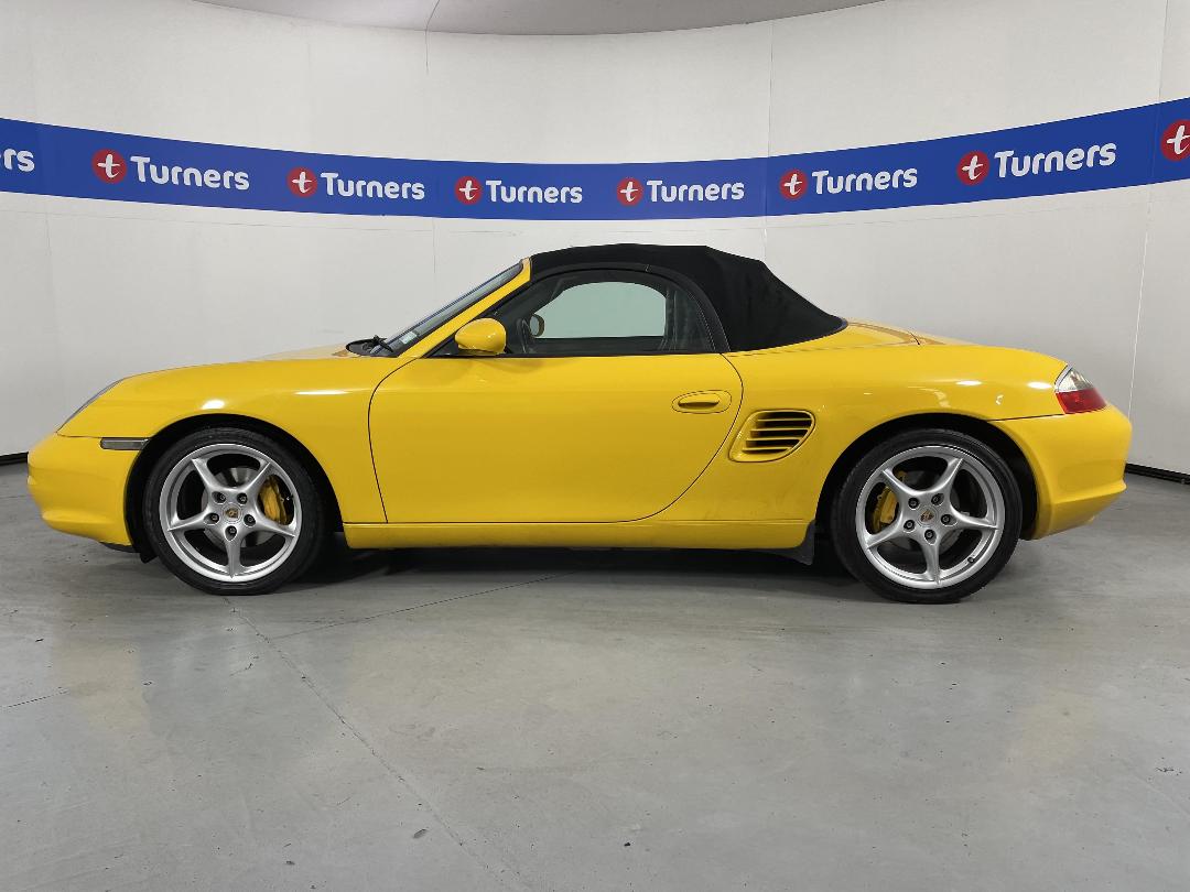 Photo '24' of Porsche 986