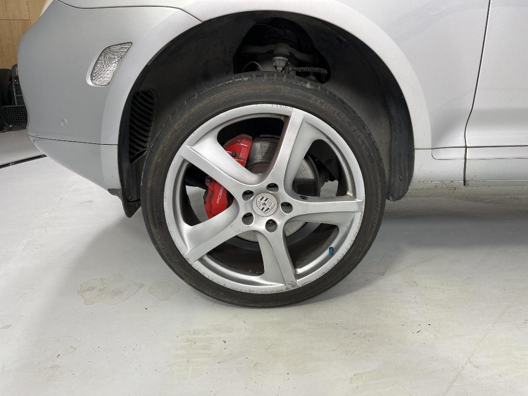 Photo '10' of Porsche Cayenne Turbo