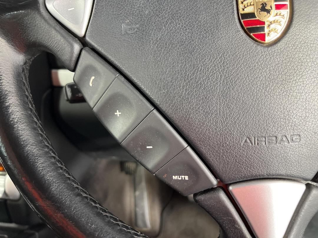 Photo '25' of Porsche Cayenne Turbo