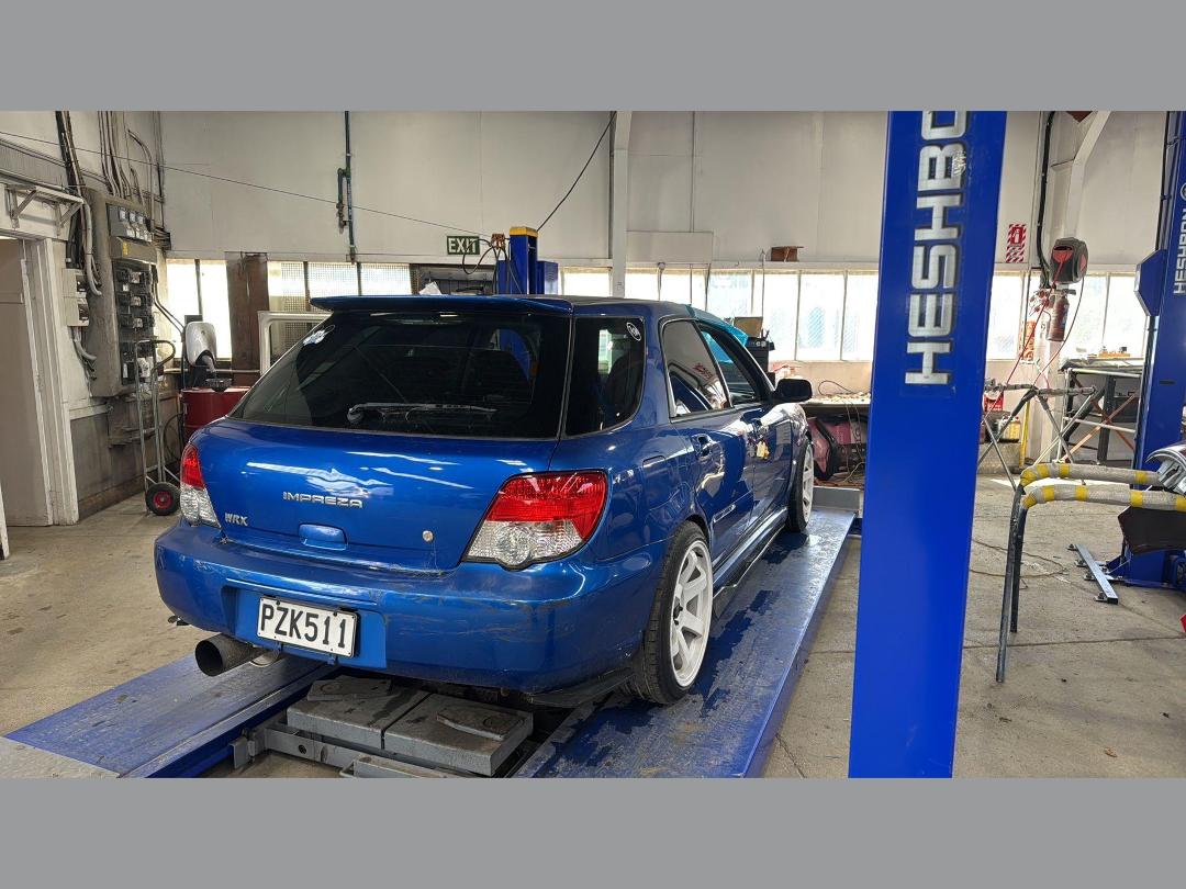 Photo '3' of Subaru Impreza Photo '3' of Subaru Impreza