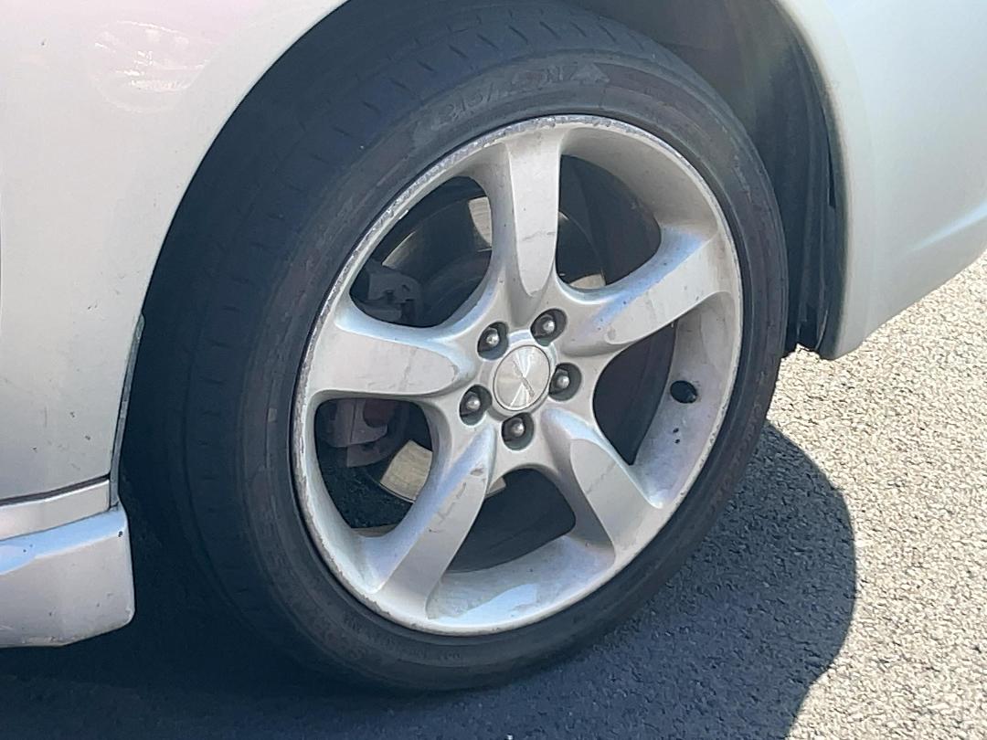 Photo '10' of Subaru Legacy