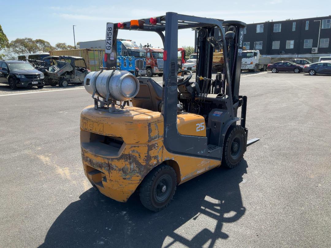 Photo '4' of TCM KG25T6 Forklift