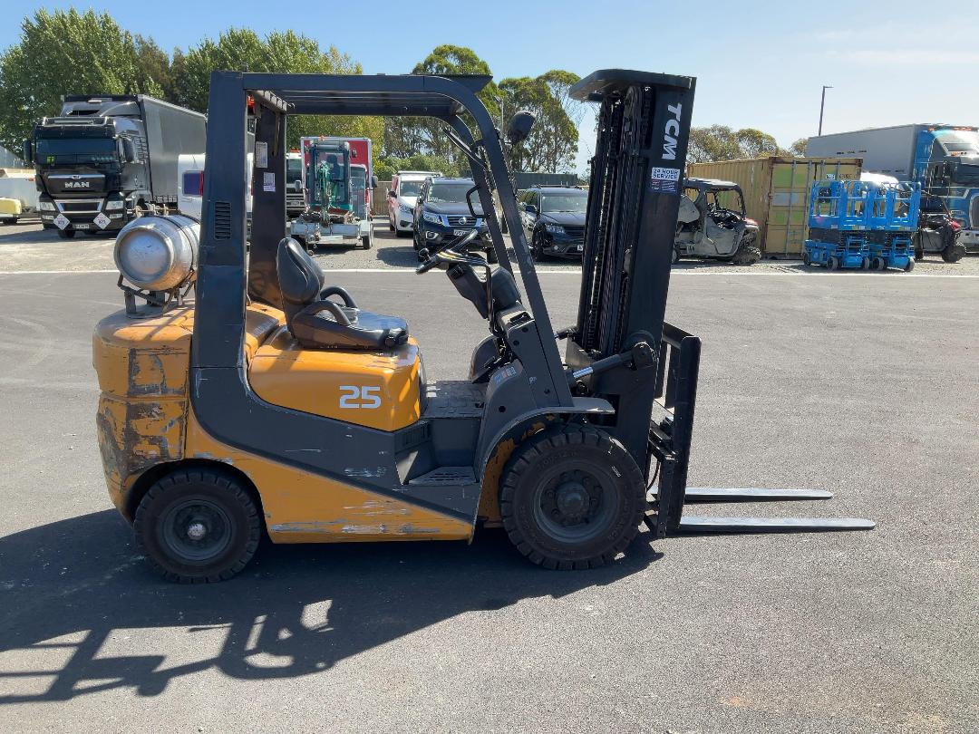 Photo '3' of TCM KG25T6 Forklift