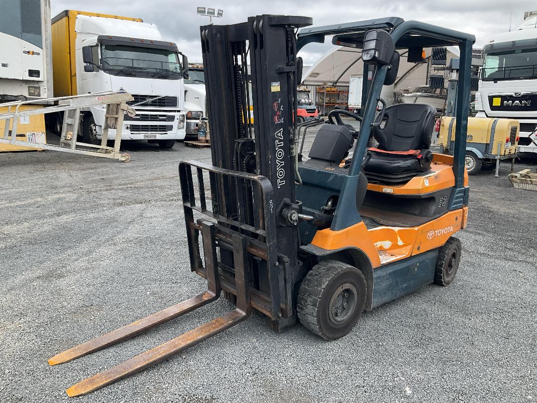 Photo '9' of Toyota 7FB18 Forklift Photo '9' of Toyota 7FB18 Forklift