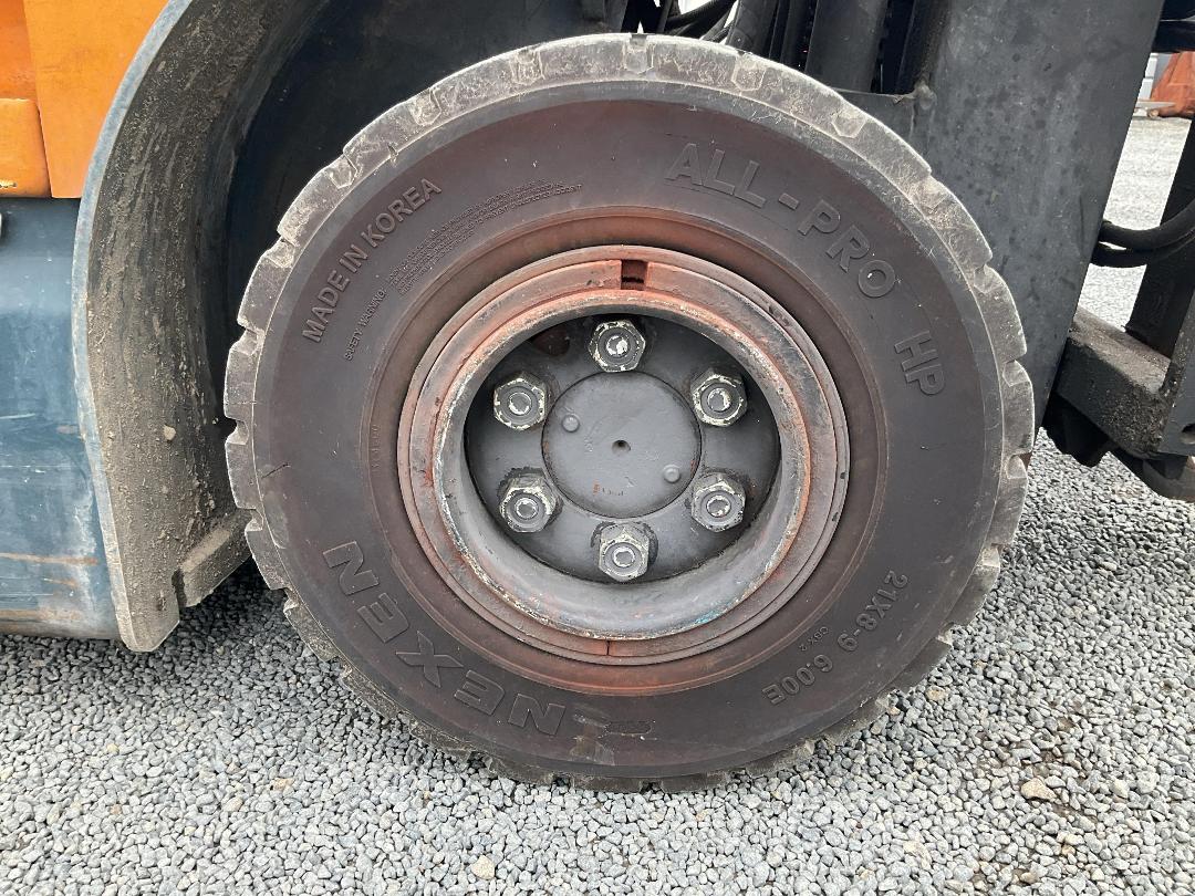 Photo '28' of Toyota 7FB18 Forklift Photo '28' of Toyota 7FB18 Forklift