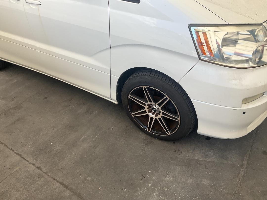 Photo '2' of Toyota Alphard V Photo '2' of Toyota Alphard V