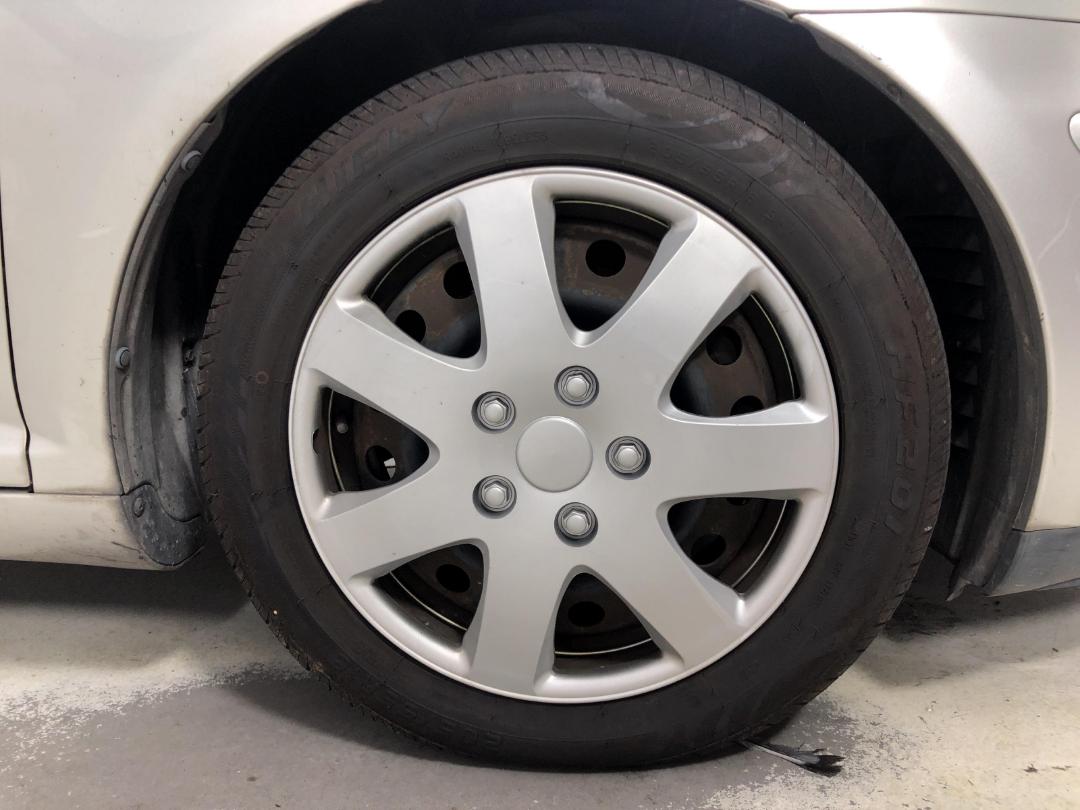 Photo '7' of Toyota Avensis Photo '7' of Toyota Avensis