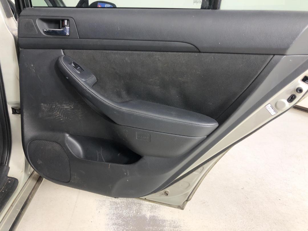 Photo '18' of Toyota Avensis Photo '18' of Toyota Avensis