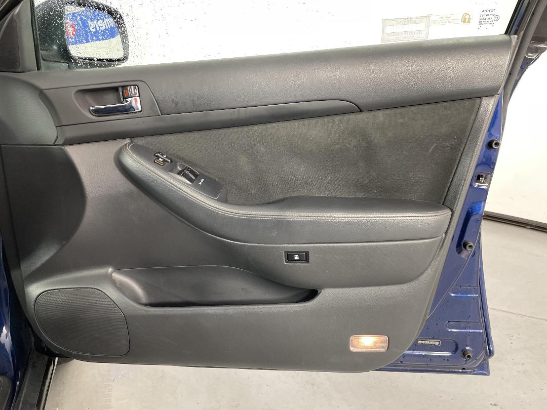 Photo '15' of Toyota Avensis