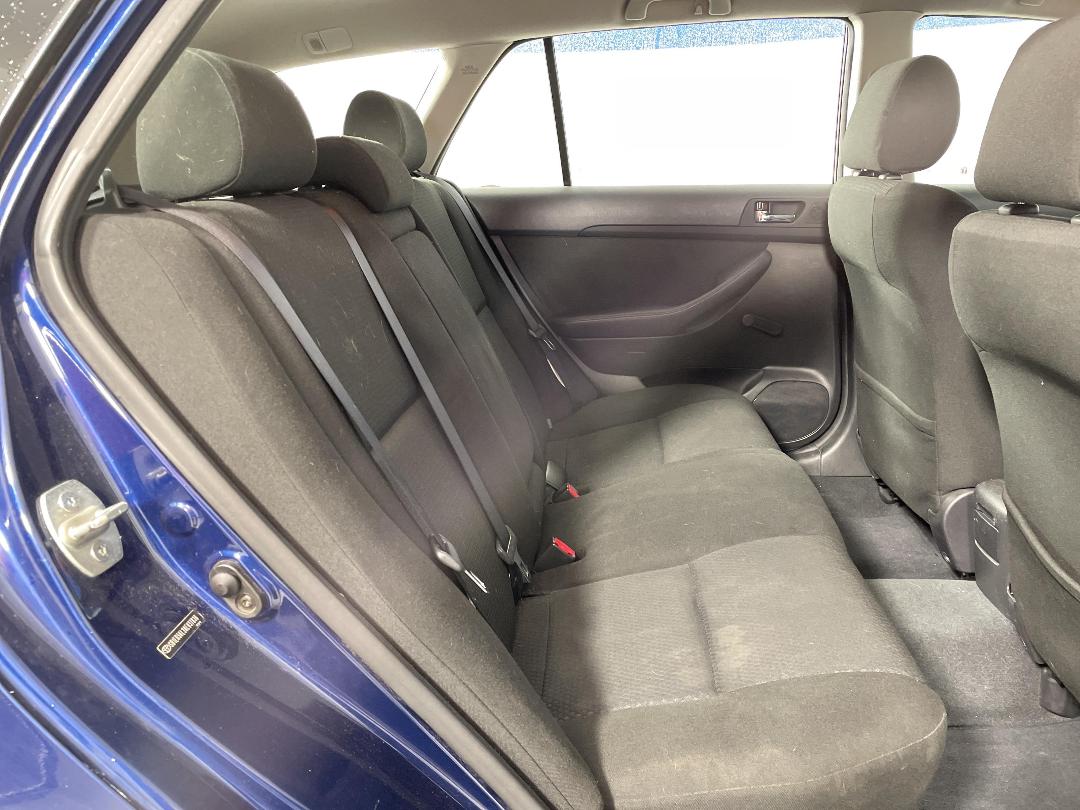 Photo '20' of Toyota Avensis