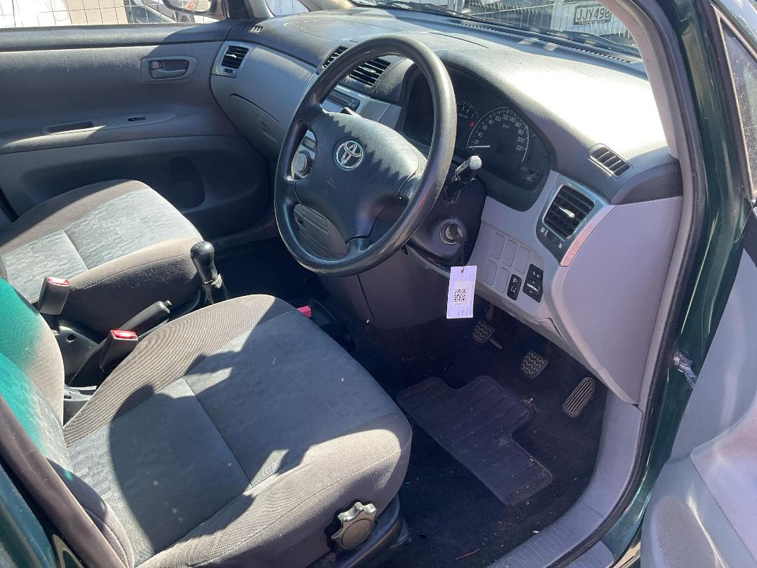 Photo '13' of Toyota Avensis Photo '13' of Toyota Avensis