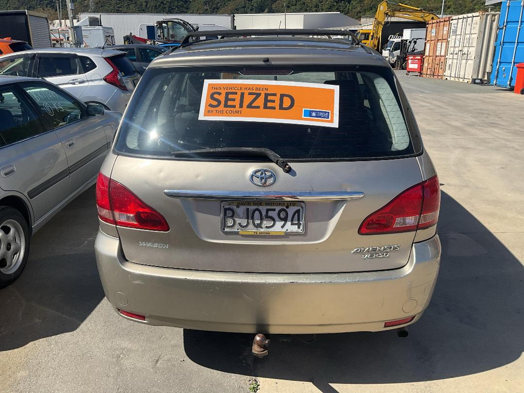 Photo '5' of Toyota Avensis