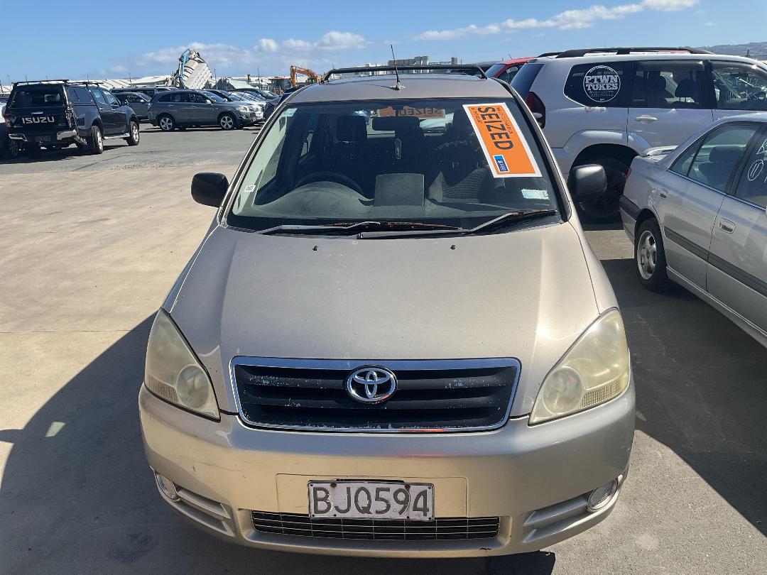 Photo '2' of Toyota Avensis