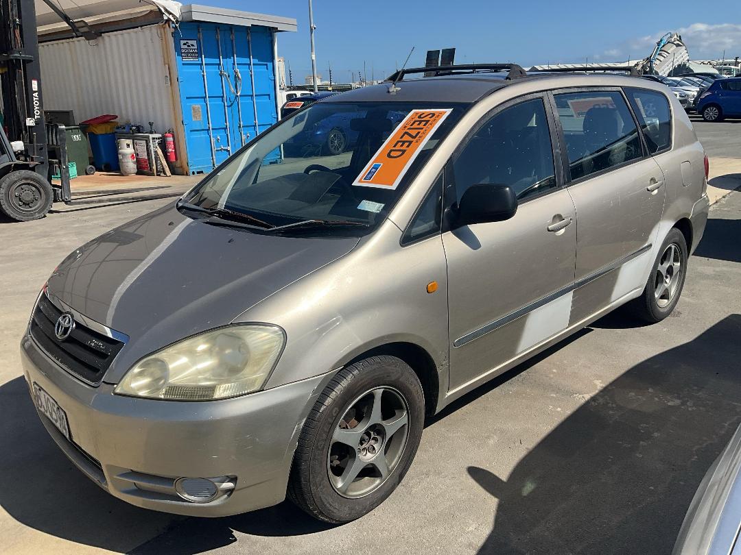 Photo '3' of Toyota Avensis