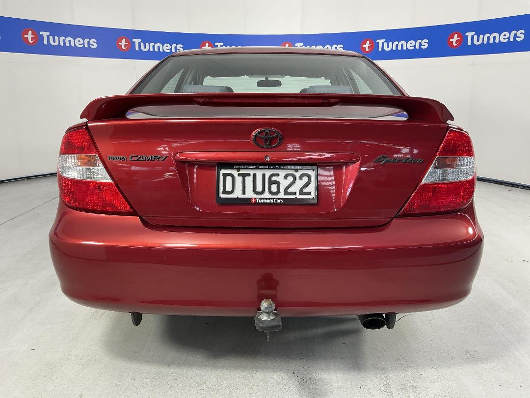 Photo '6' of Toyota Camry