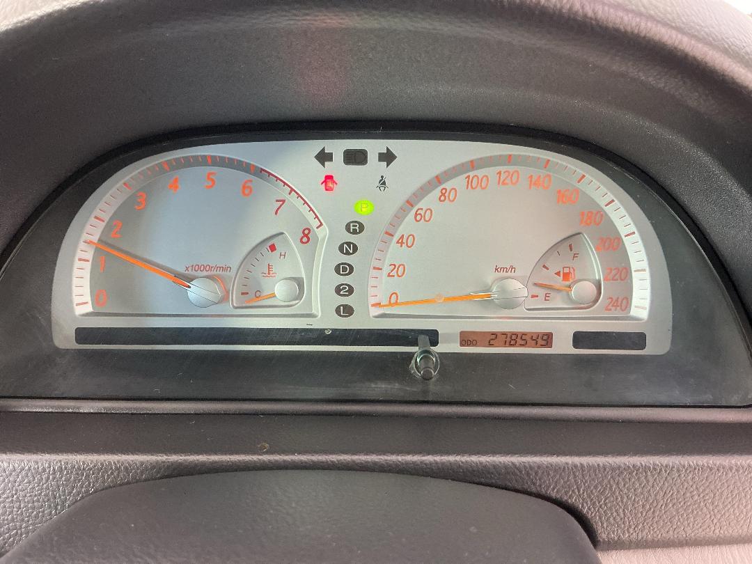 Photo '21' of Toyota Camry