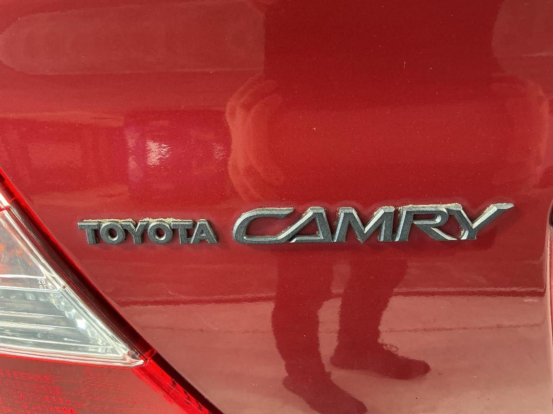 Photo '27' of Toyota Camry