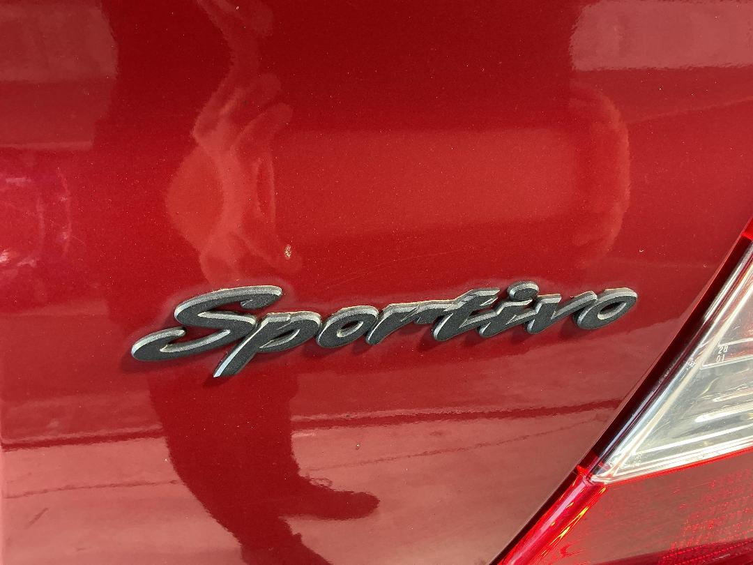 Photo '28' of Toyota Camry