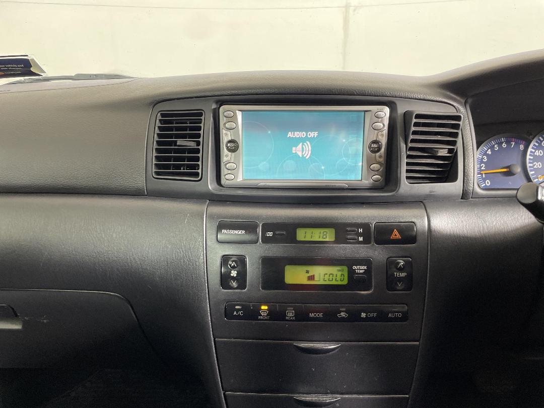 Photo '18' of Toyota Corolla