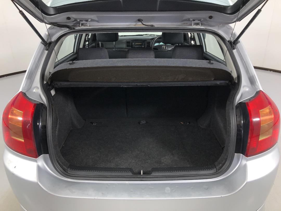 Photo '14' of Toyota Corolla