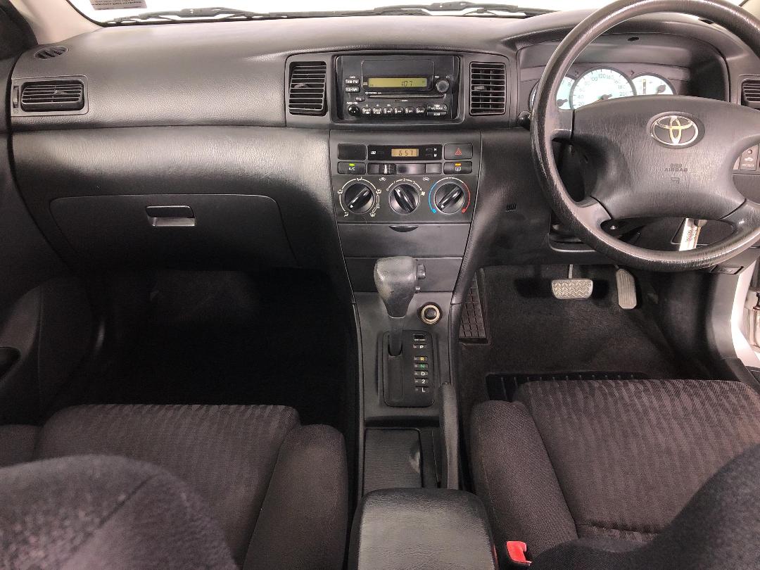 Photo '17' of Toyota Corolla