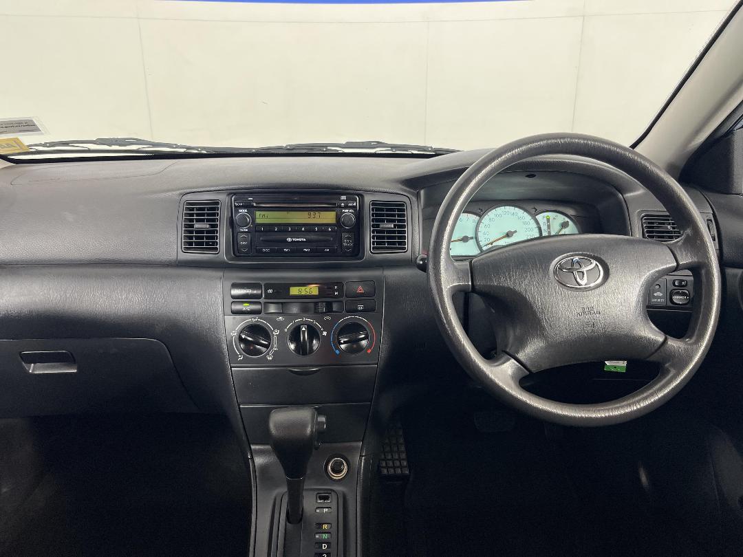 Photo '17' of Toyota Corolla