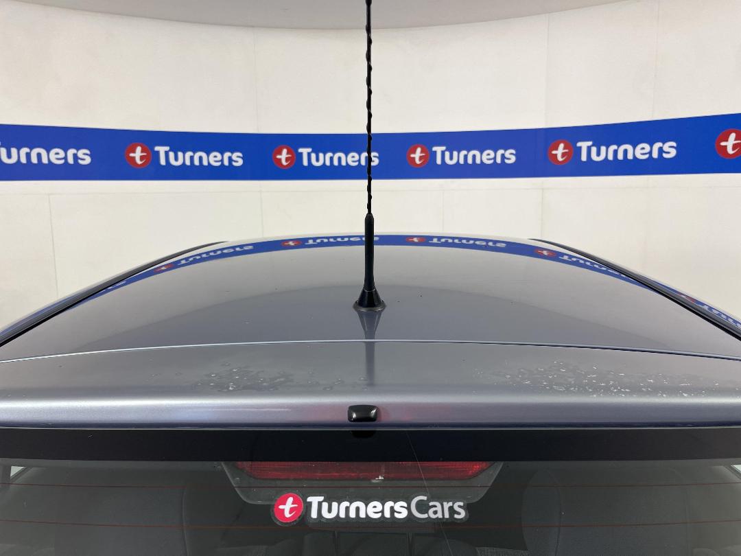 Photo '25' of Toyota Corolla