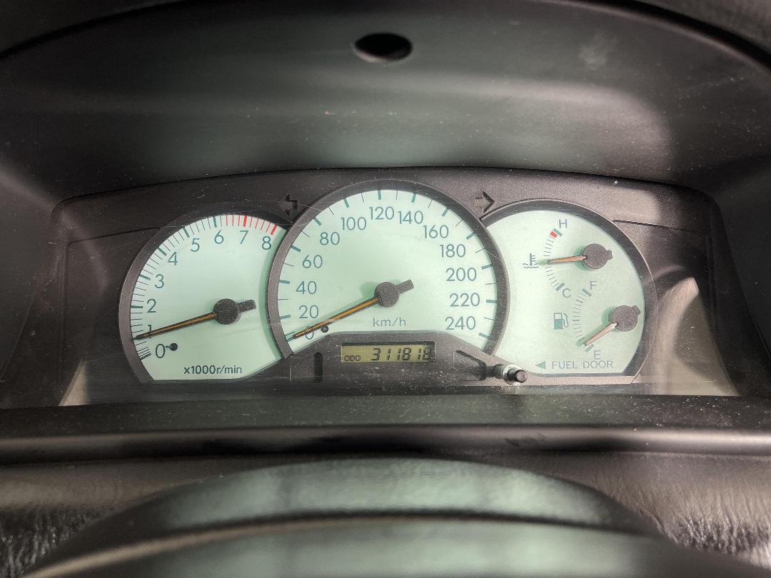 Photo '21' of Toyota Corolla