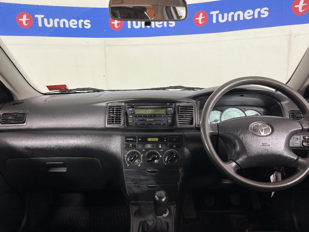 Photo '17' of Toyota Corolla