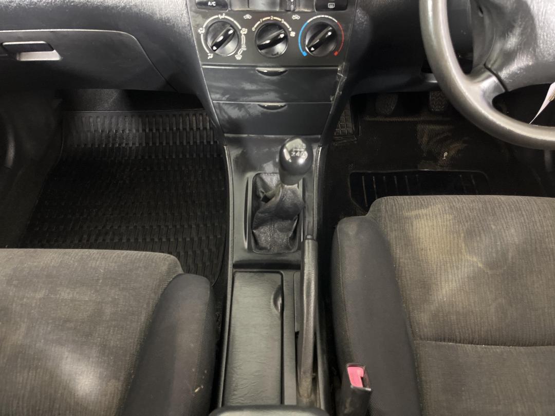 Photo '23' of Toyota Corolla