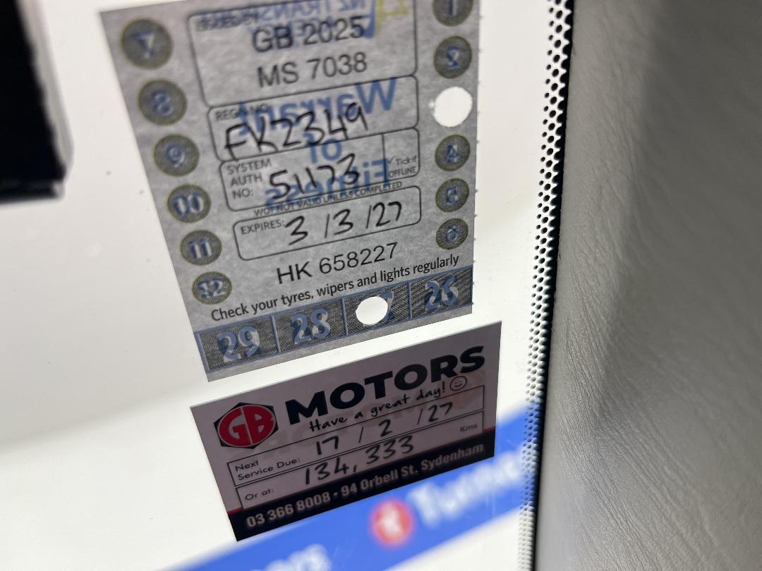 Photo '23' of Toyota Corolla Photo '23' of Toyota Corolla