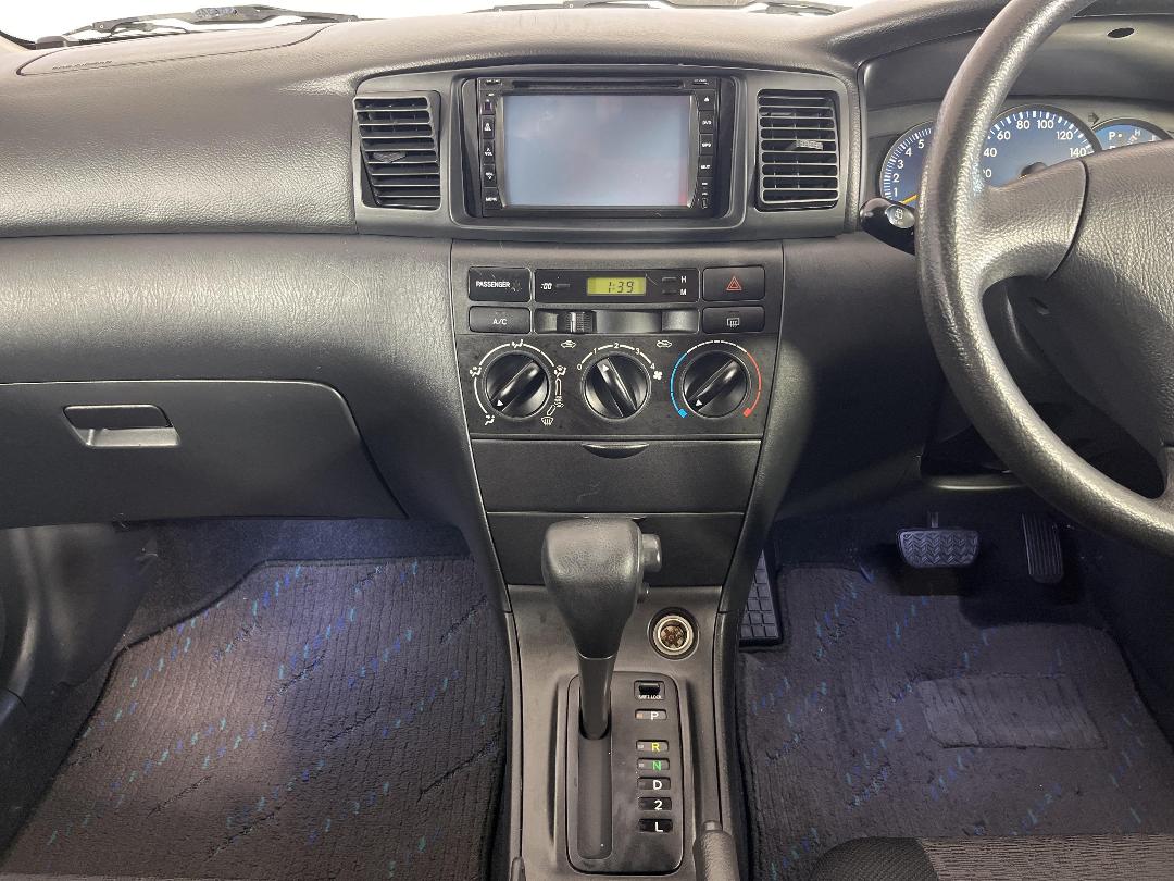 Photo '18' of Toyota Corolla Photo '18' of Toyota Corolla