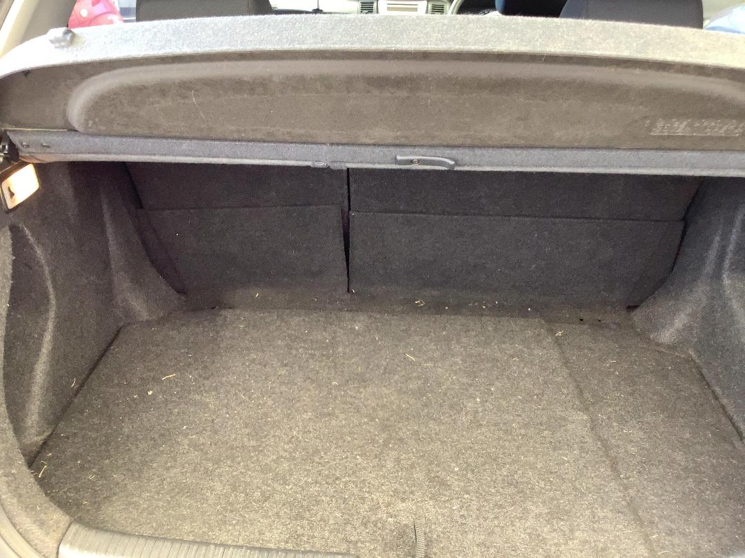 Photo '6' of Toyota Corolla Runx