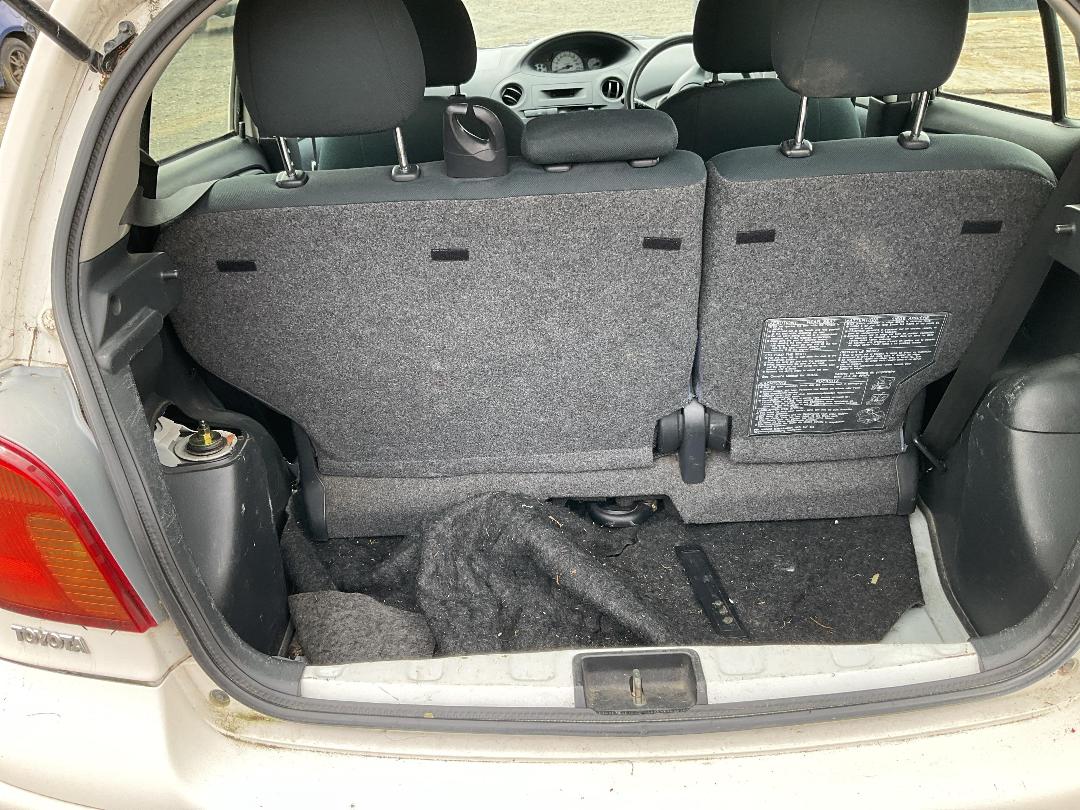 Photo '14' of Toyota Echo