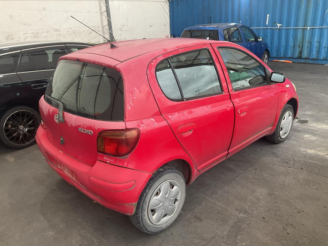 Photo '13' of Toyota Echo Photo '13' of Toyota Echo