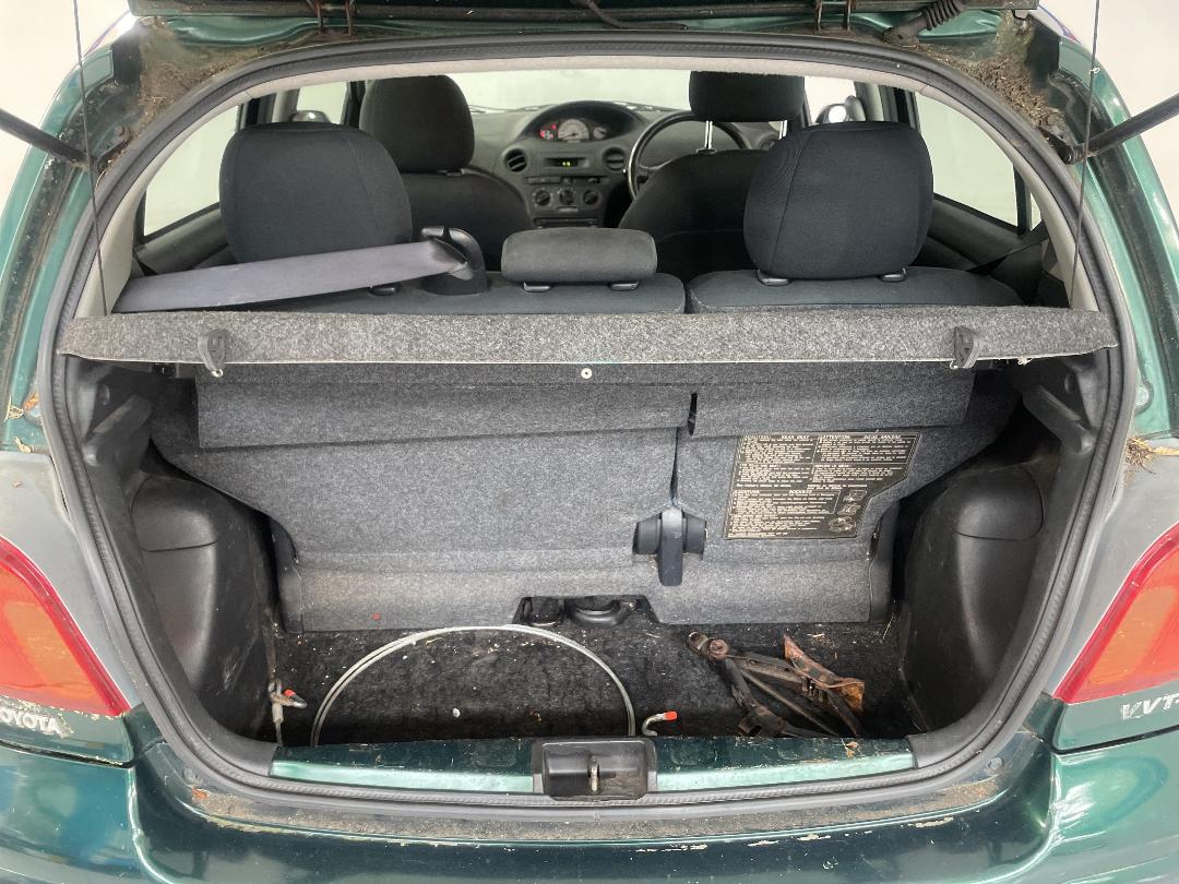 Photo '14' of Toyota Echo Photo '14' of Toyota Echo