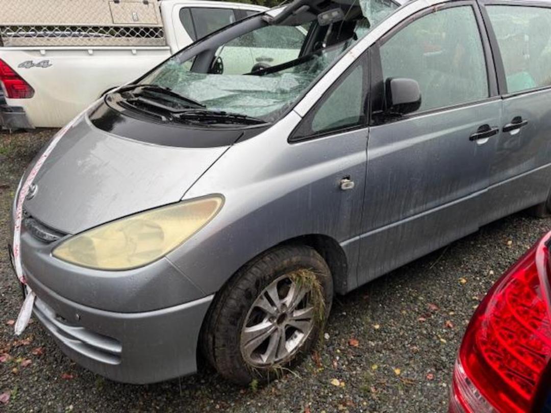 Photo '6' of Toyota Estima 2.4